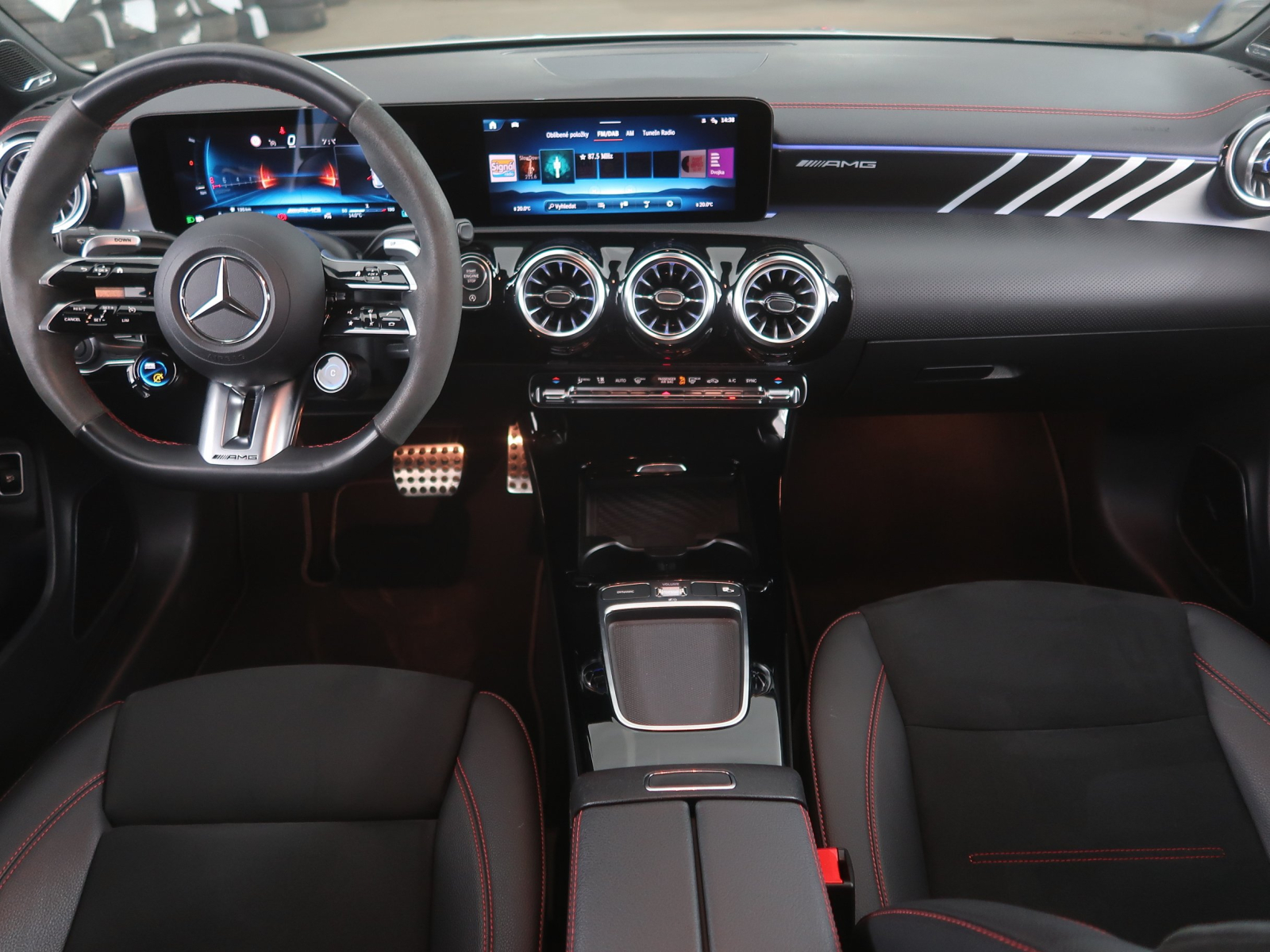 Mercedes-Benz CLA - 2023