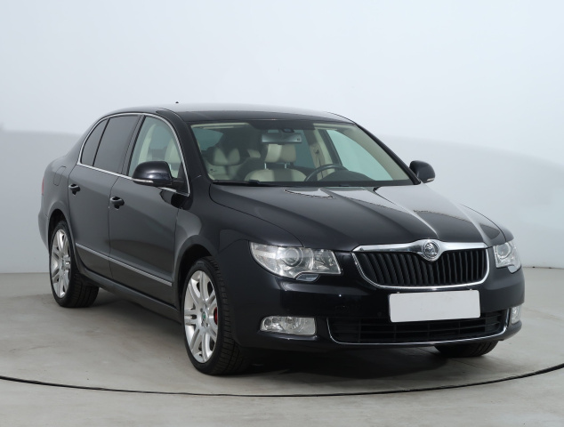 Škoda Superb 2011