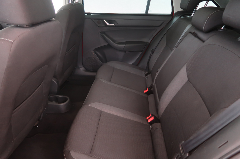 Škoda Rapid Spaceback, 2014