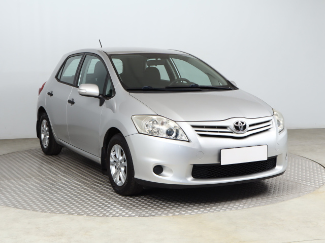 Toyota Auris 2010