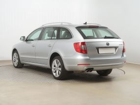 Skoda Superb - 2010