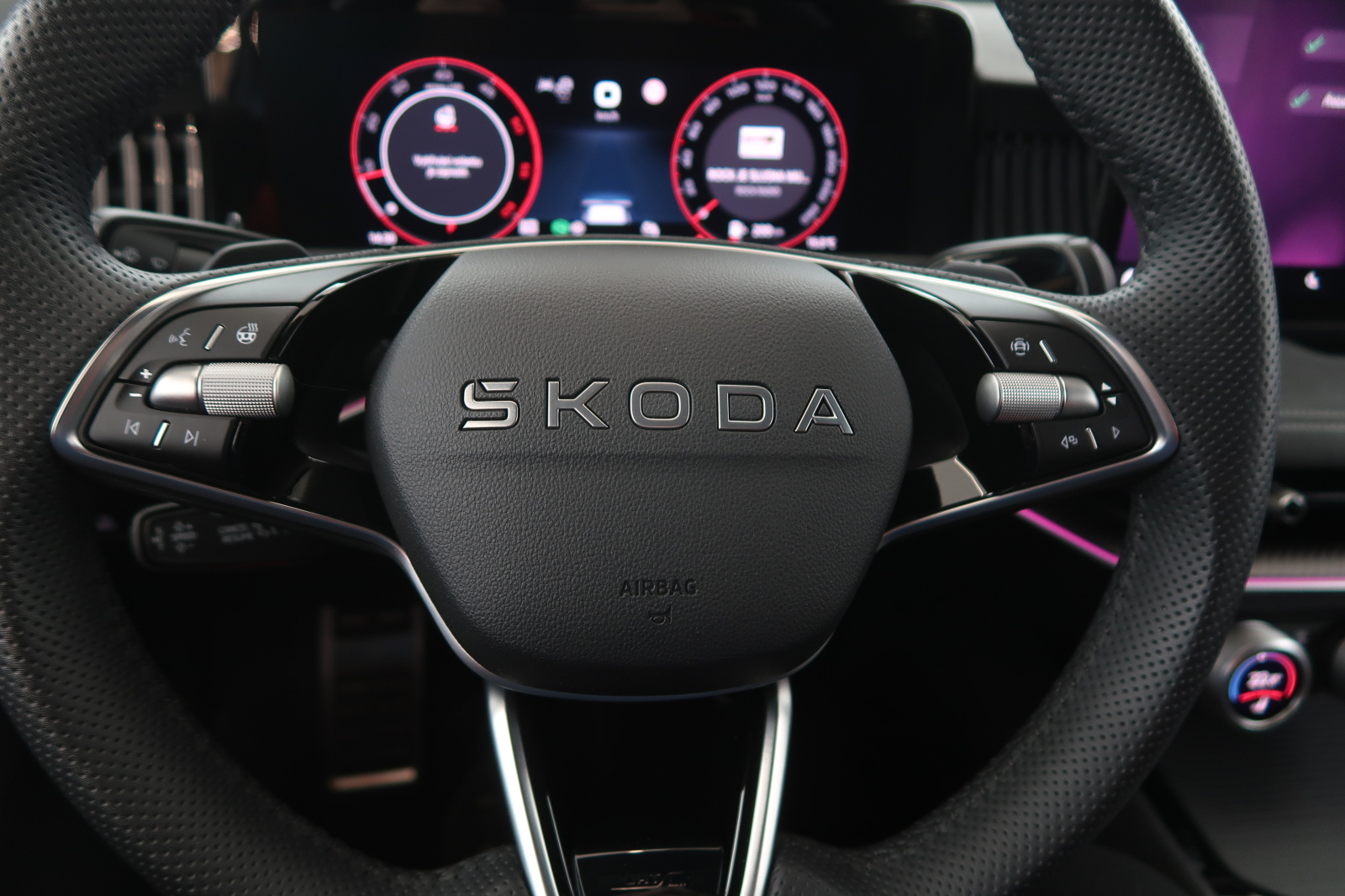 Škoda Superb - 2025