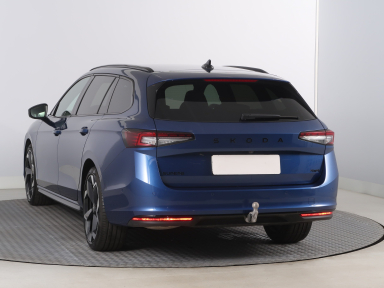Škoda Superb - 2025