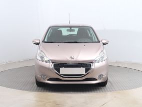 Peugeot 208 - 2012