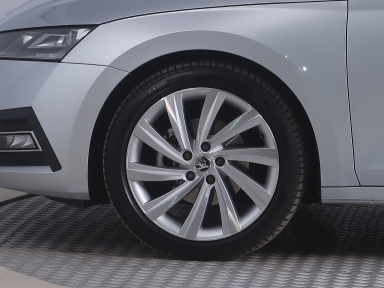 Škoda Octavia - 2023