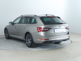 Skoda Superb - 2016