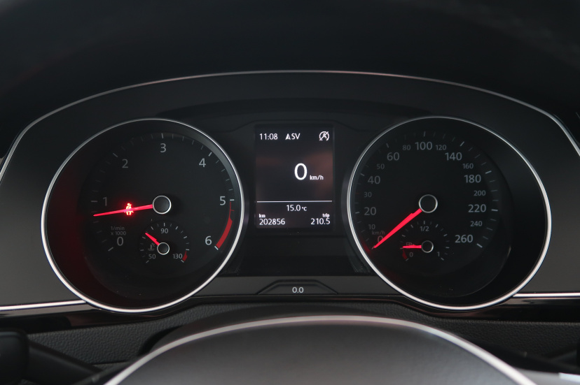 Volkswagen Passat, 2015