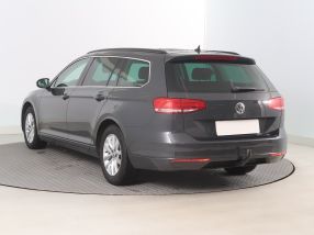 Volkswagen Passat - 2015