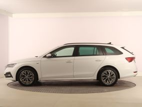 Škoda Octavia - 2023