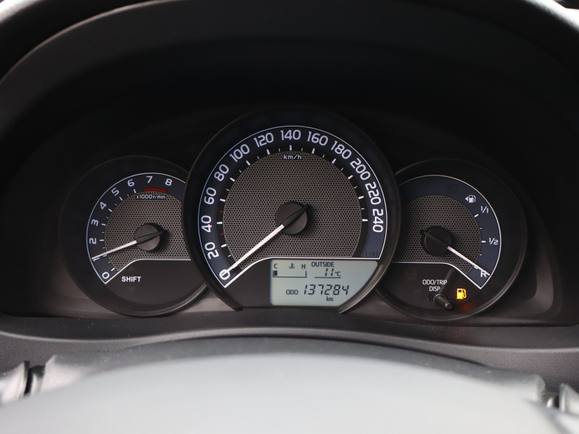 Toyota Auris, 2013