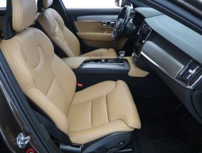 Volvo V90 Cross Country - 2017