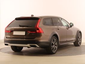 Volvo V90 Cross Country - 2017
