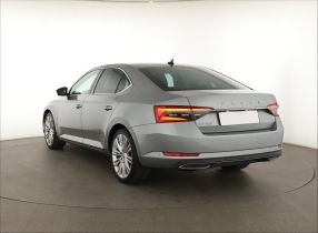 Skoda Superb - 2023