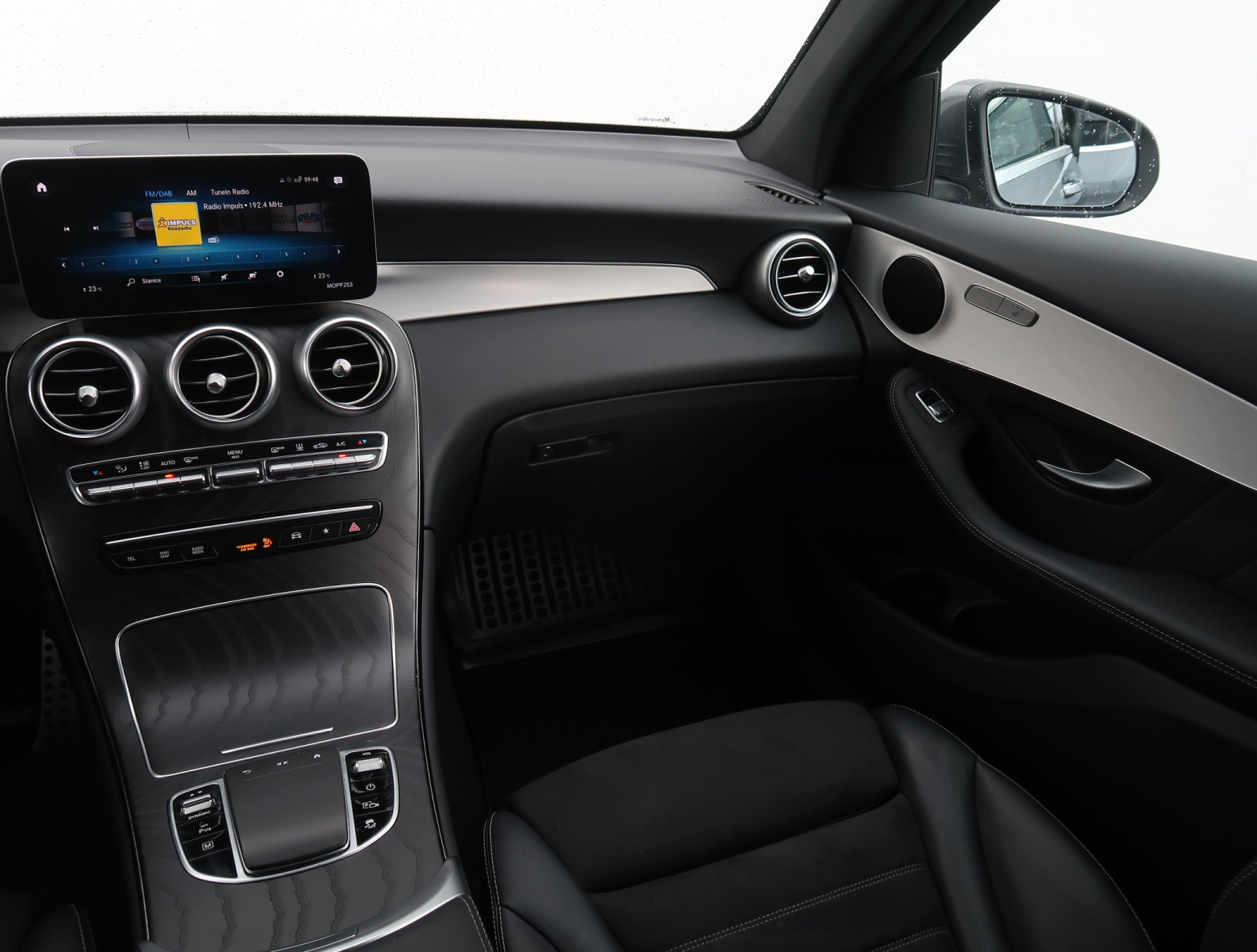 Mercedes-Benz GLC - 2022