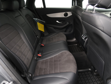 Mercedes-Benz GLC - 2022