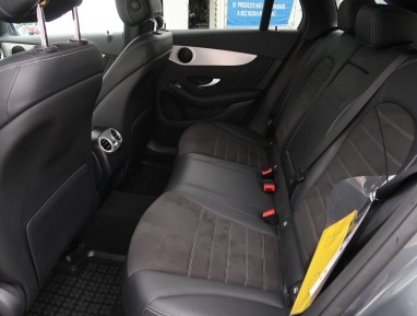 Mercedes-Benz GLC - 2022