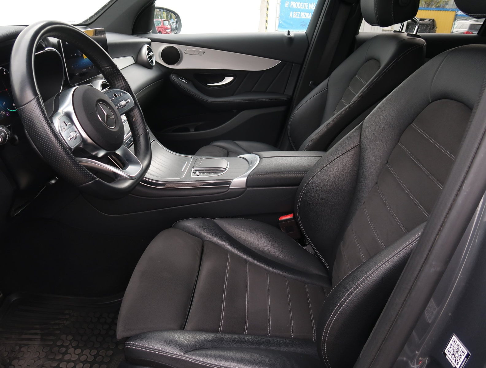 Mercedes-Benz GLC - 2022