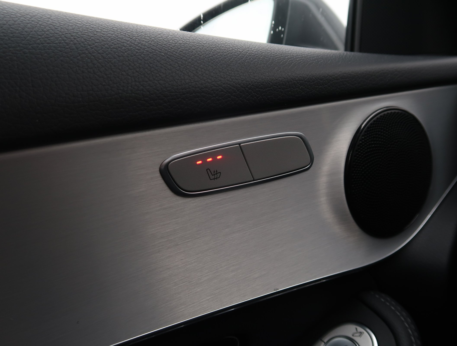 Mercedes-Benz GLC - 2022