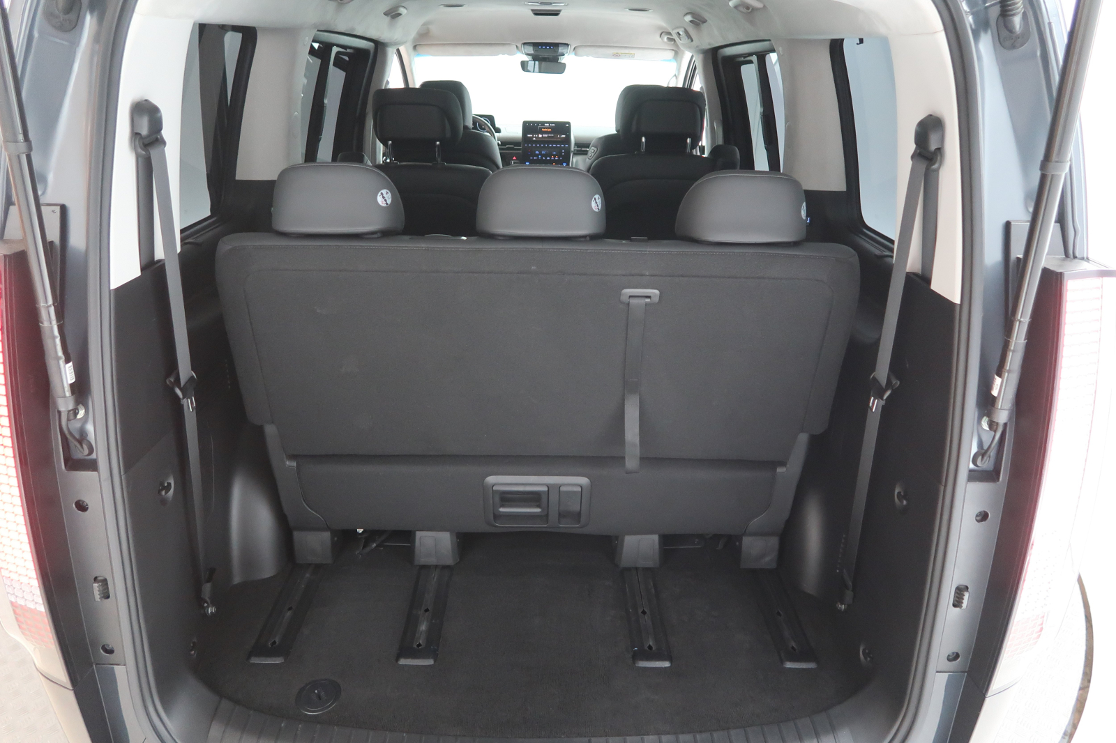 Hyundai Staria - 2022