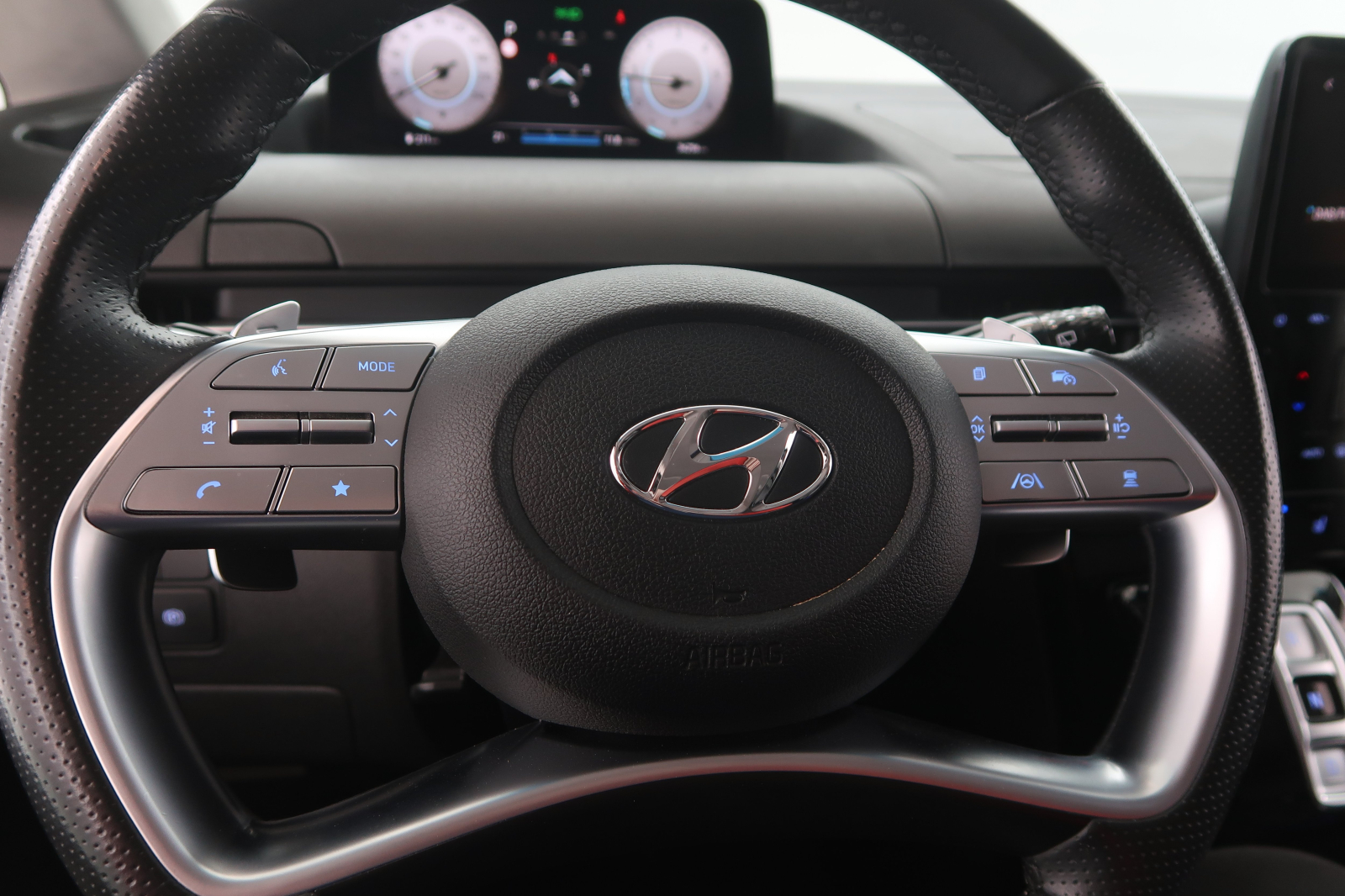 Hyundai Staria - 2022