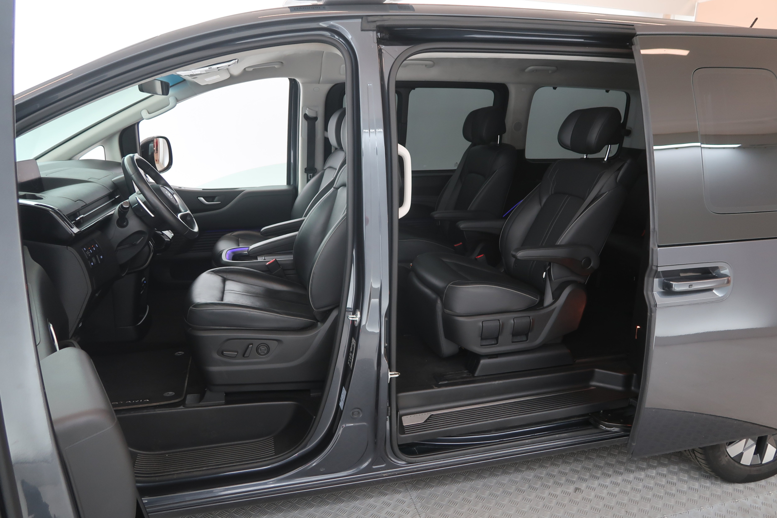 Hyundai Staria - 2022