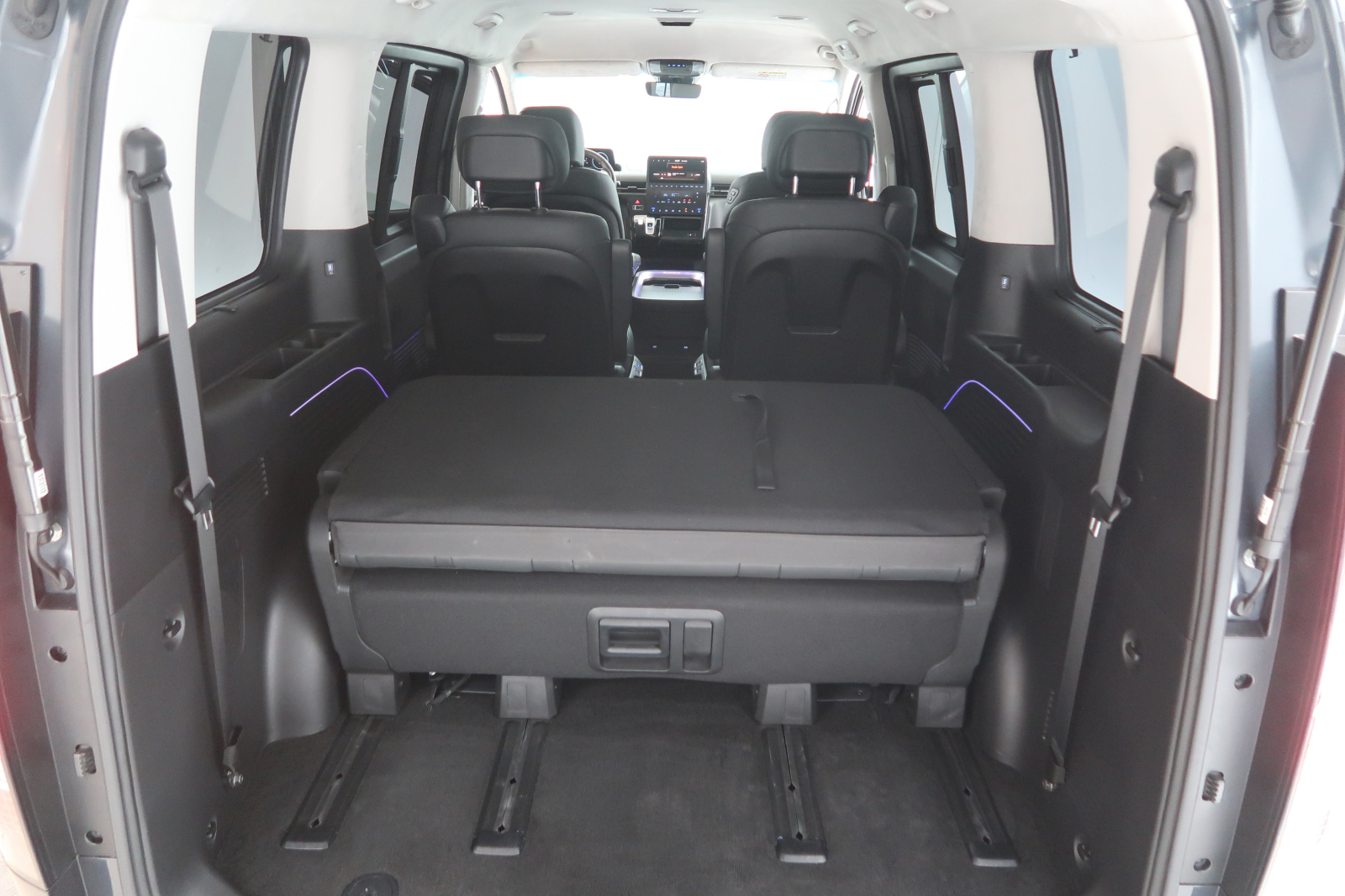 Hyundai Staria - 2022