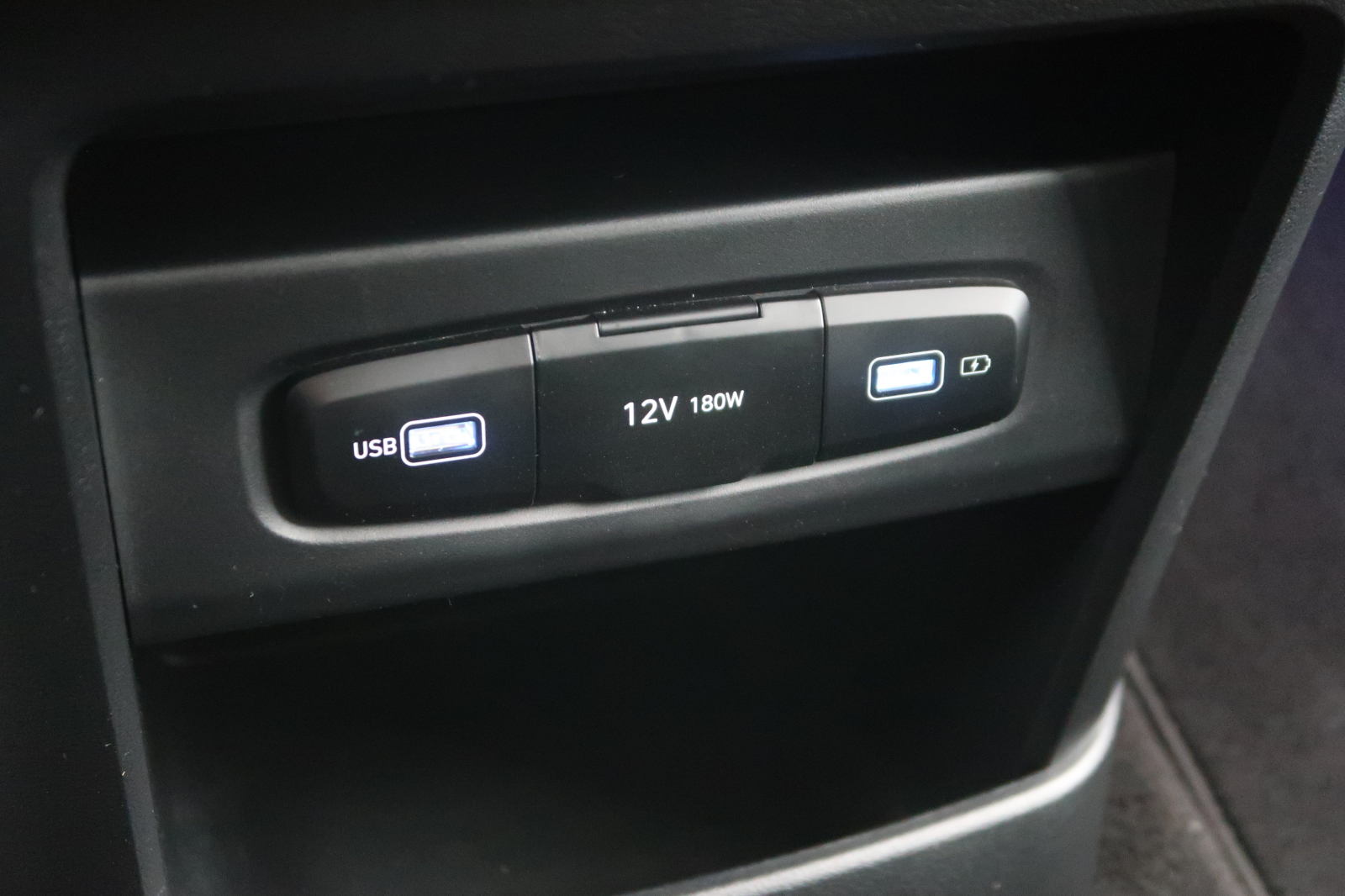 Hyundai Staria - 2022