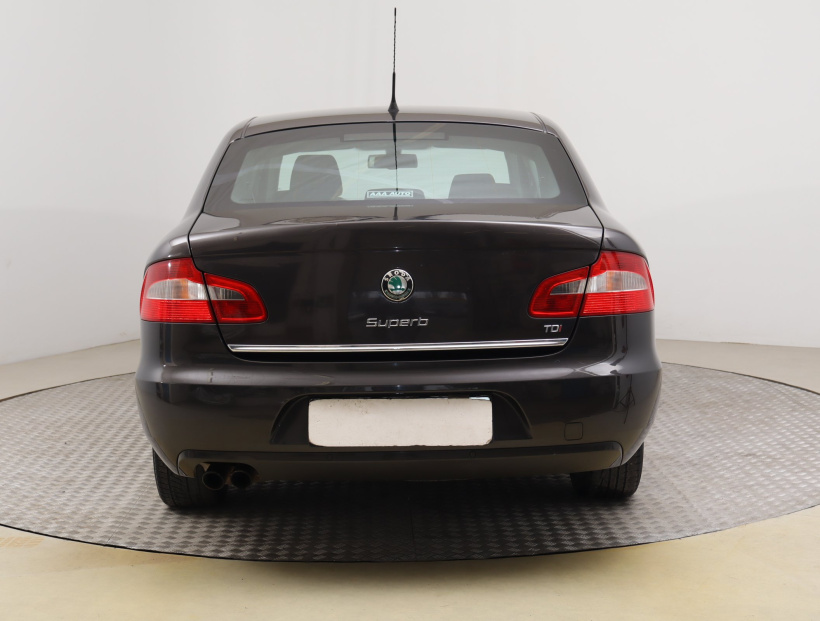 Škoda Superb, 2009