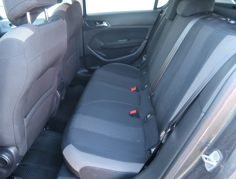 Peugeot 308, 2017