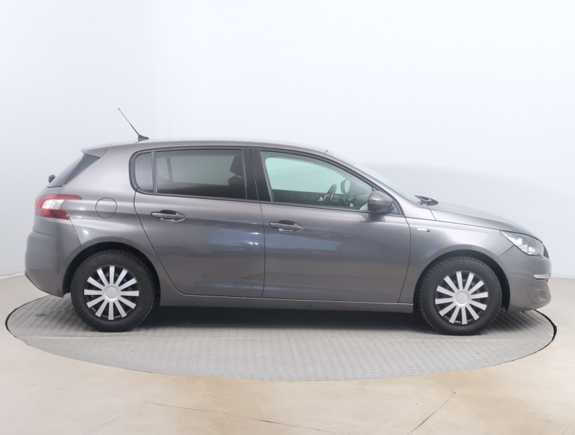 Peugeot 308, 2017