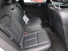 Porsche Macan - 2017