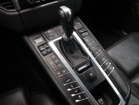 Porsche Macan - 2017