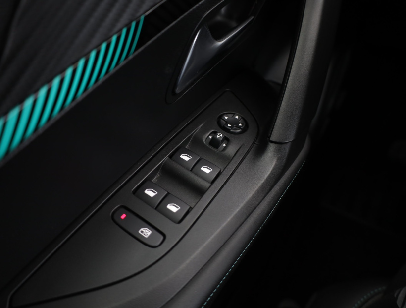 Peugeot 2008, 2023