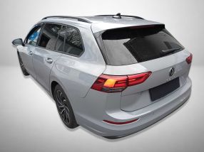 Volkswagen Golf - 2021