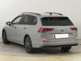 Volkswagen Golf - 2021