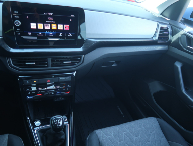 Volkswagen T-Cross - 2025