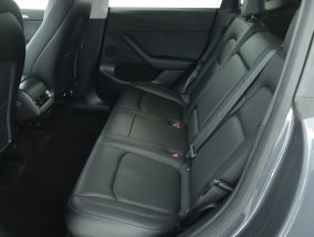 Tesla Model Y - 2022