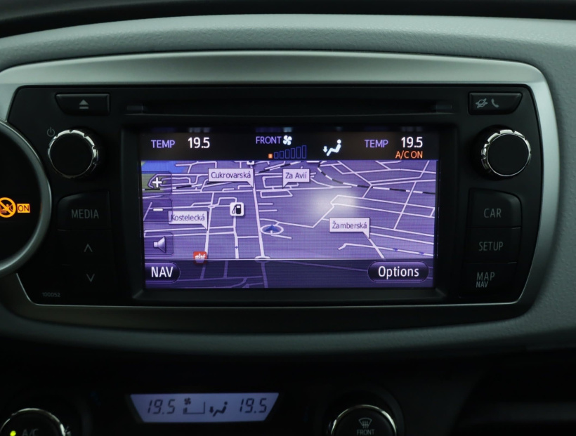 Toyota Yaris, 2012