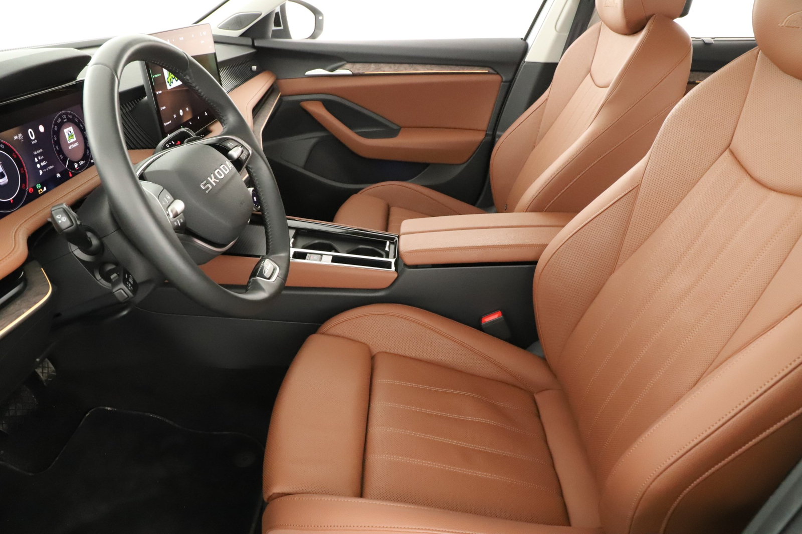 Škoda Superb - 2025