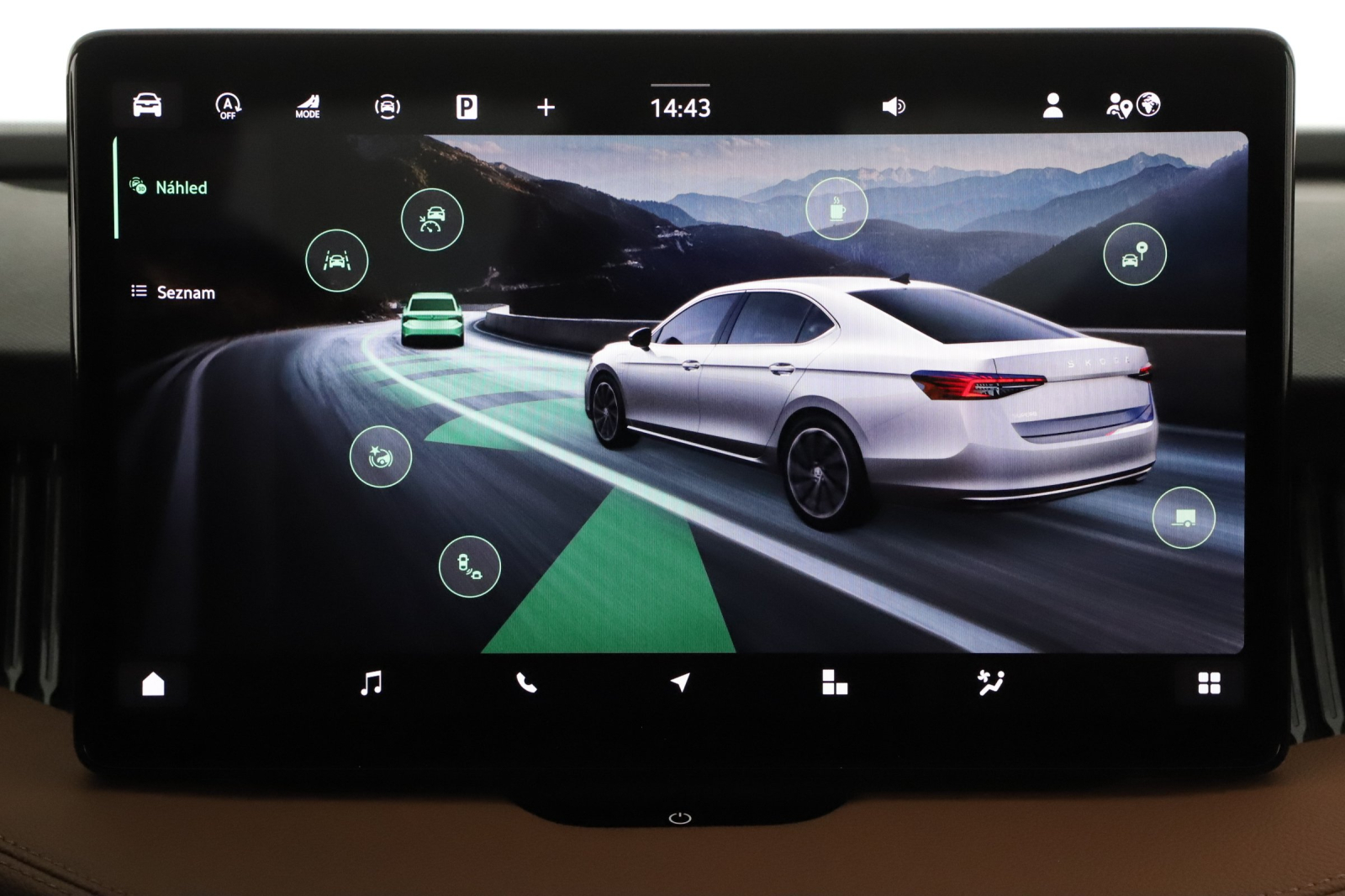 Škoda Superb - 2025