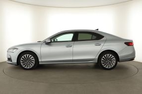 Skoda Superb - 2025