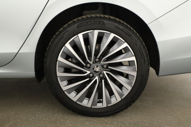 Škoda Superb - 2025