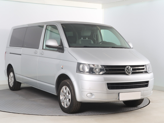 Volkswagen Caravelle 2015