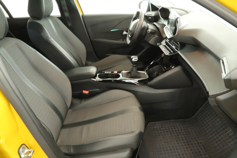 Peugeot 208, 2021