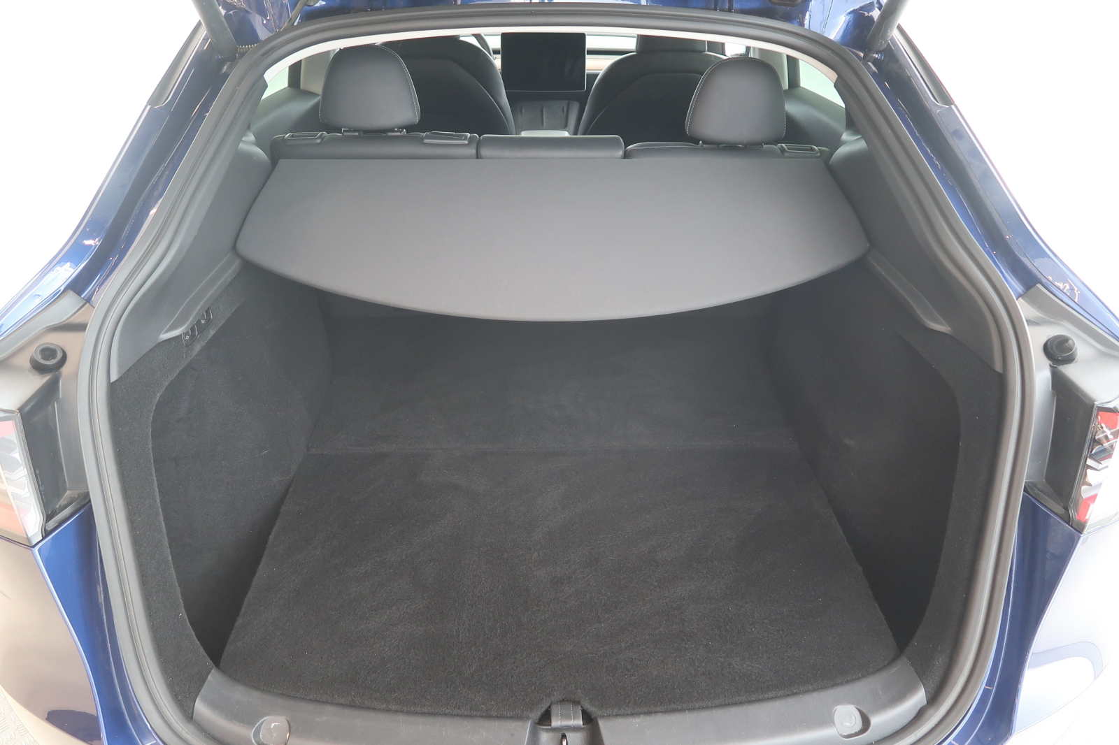 Tesla Model Y - 2023