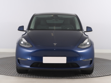 Tesla Model Y - 2023