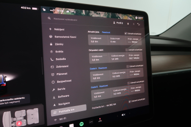 Tesla Model Y - 2023