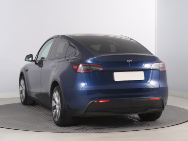Tesla Model Y - 2023