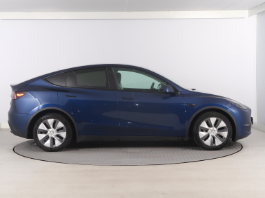 Tesla Model Y - 2023