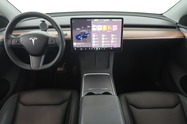 Tesla Model Y - 2023